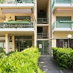 Apartament Modern Near Dei Marmi *