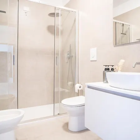 Modern Near Dei Marmi شقة مارينا دي ماسا