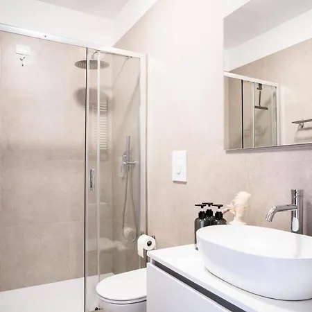Modern Near Dei Marmi Apartament *